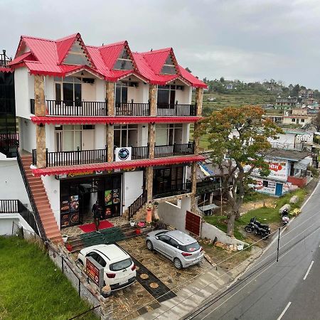 Hotel Dev Chhaya Ranikhet Bagian luar foto